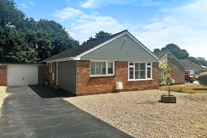 3 Bedroom Bungalow To Rent In Pinnex Moor Road, Tiverton, EX16