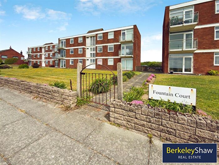 3 Bedroom Flat For Sale In Fountain Court, Crosby, Liverpool, L23