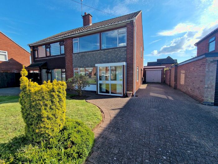 3 Bedroom Semi-Detached House For Sale In Bramcote Close, Bulkington, Bedworth, Warwickshire, CV12