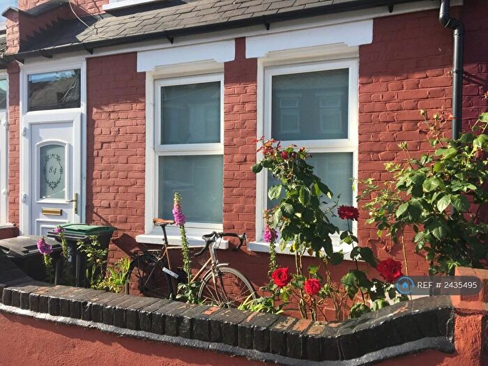 3 Bedroom Terraced House To Rent In Rosebery Av, London, N17