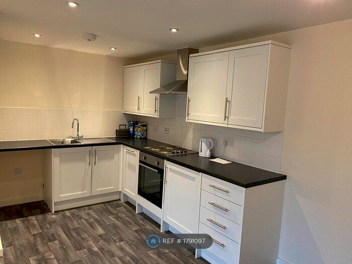 2 Bedroom Flat To Rent In Clearwater Quays, Warrington, WA4