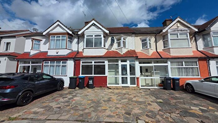 4 Bedroom Terraced House For Sale In Granham Gardens, Edmonton, N9