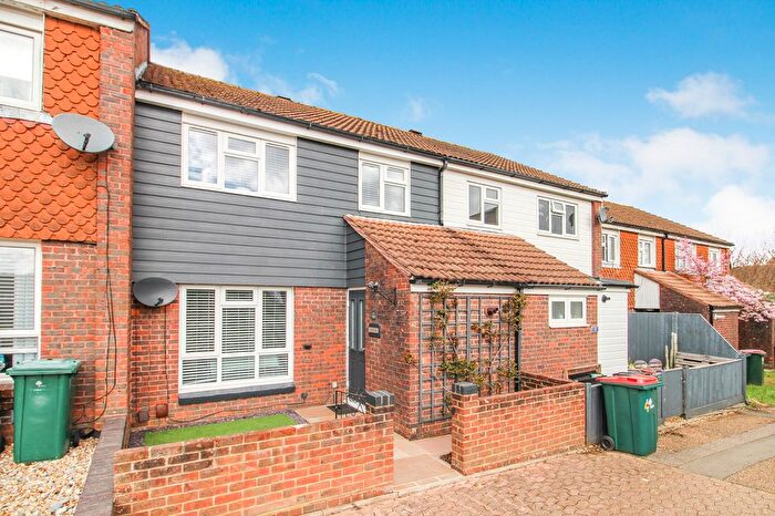 3 Bedroom Terraced House For Sale In Berrymeade Walk, Ifield, Crawley, West Sussex., RH11