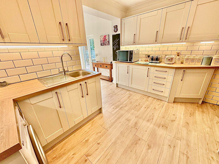 1 Bedroom Detached House To Rent In Keymer Crescent, Worthing, BN12