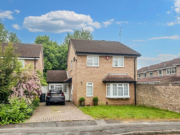 4 Bedroom Detached House To Rent In Chadderton Close, Leicester, LE2