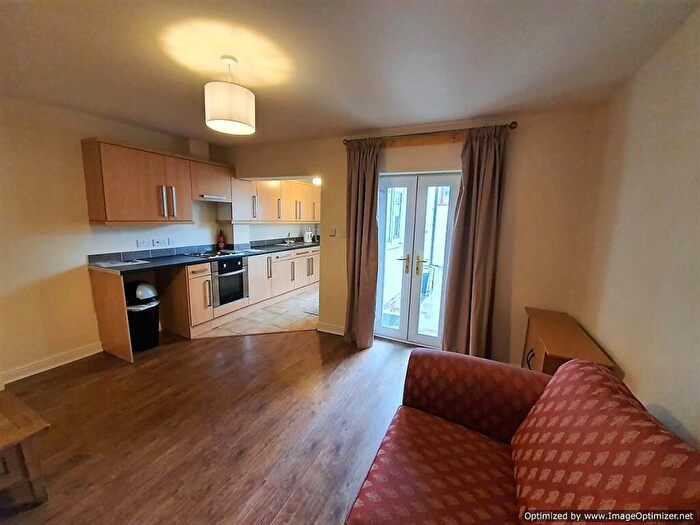 1 Bedroom Flat To Rent In West St, CW1