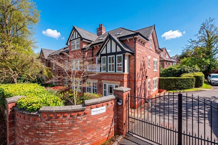 2 Bedroom Flat For Sale In Belgrave Road, Bowdon, Altrincham, WA14