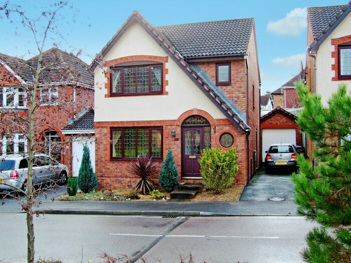 3 Bedroom Detached House To Rent In Percheron Drive, Knaphill, Woking, GU21