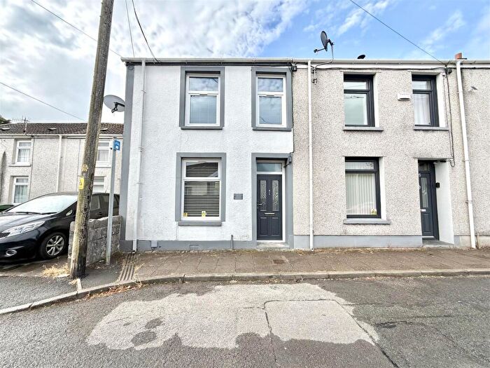 2 Bedroom End Of Terrace House For Sale In Tramway, Aberdare, CF44