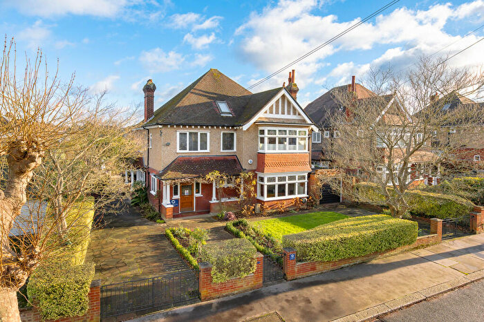 5 Bedroom Detached House For Sale In East Croydon, Surrey, CR0
