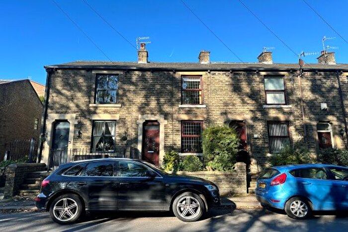 2 Bedroom Terraced House To Rent In Stockport Road, Ashton-Under-Lyne, OL5