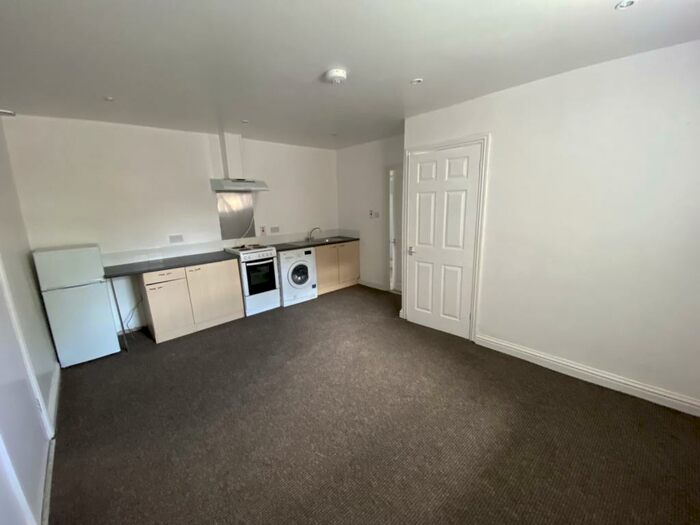 1 Bedroom Apartment To Rent In Anlaby Road, HU3