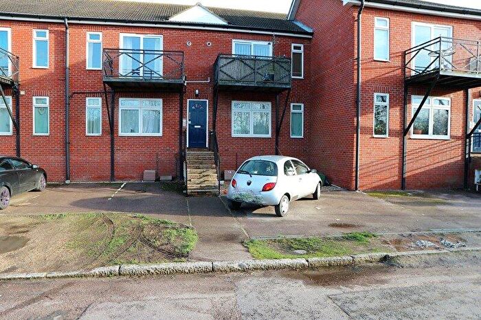 1 Bedroom Apartment To Rent In Harwich, Essex, CO12