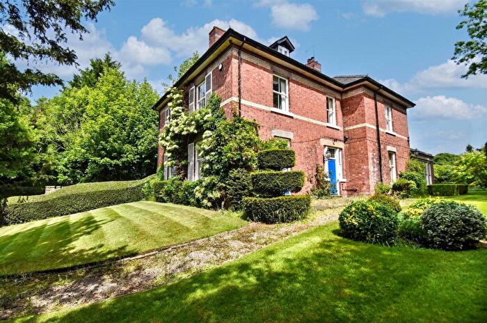 6 Bedroom Detached House For Sale In The Mount, Quarndon, Derby, DE22