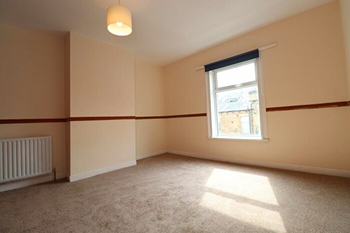 1 Bedroom House To Rent In Nunthorpe Road, Leeds, West Yorkshire, LS13