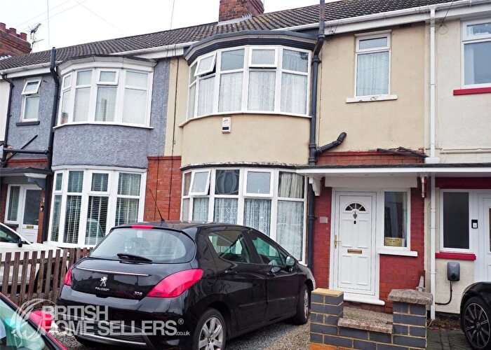 3 Bedroom Terraced House For Sale In Lake Drive, Hull, East Riding Of Yorkshi, HU8