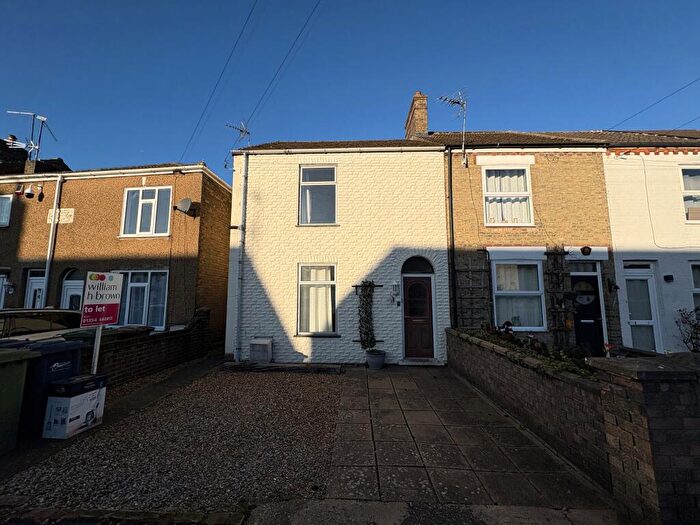 2 Bedroom House To Rent In Creek Road, March, PE15