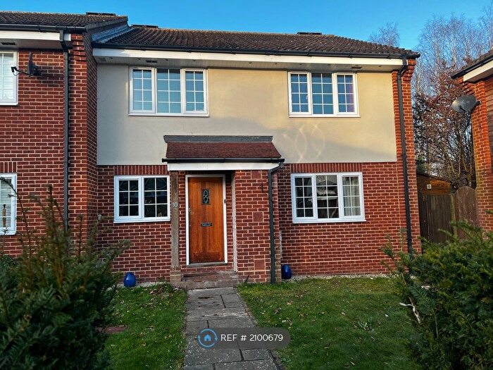 4 Bedroom Terraced House To Rent In Cuddington Glade, Epsom, KT19