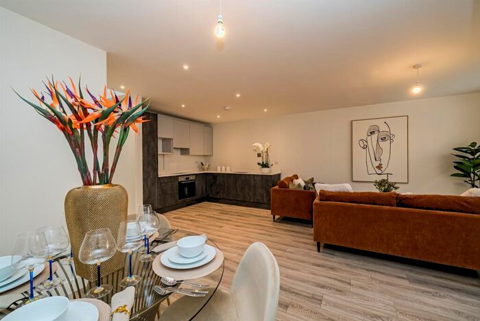 2 Bedroom Terraced House For Sale In Dogwood Mews, The Grove, Slough, SL1