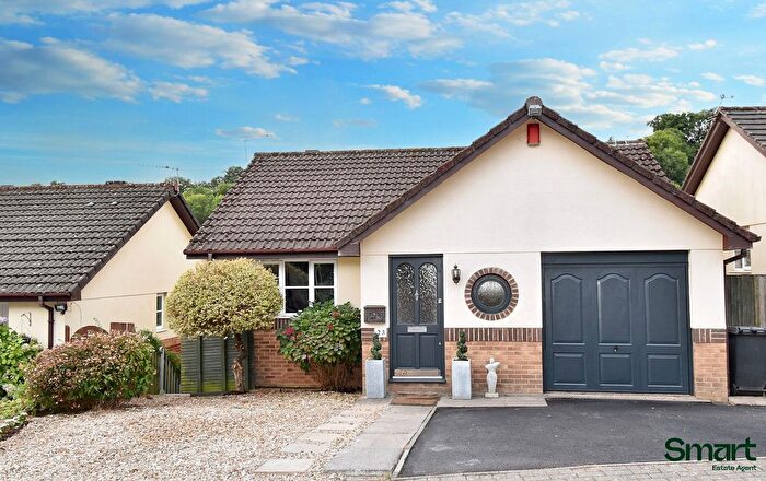 4 Bedroom Detached House For Sale In St Peters Mount, Exeter, EX4