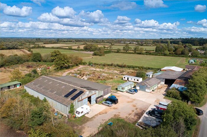Equestrian Facility For Sale In Swan Lane, Leigh, Swindon, Wiltshire, SN6