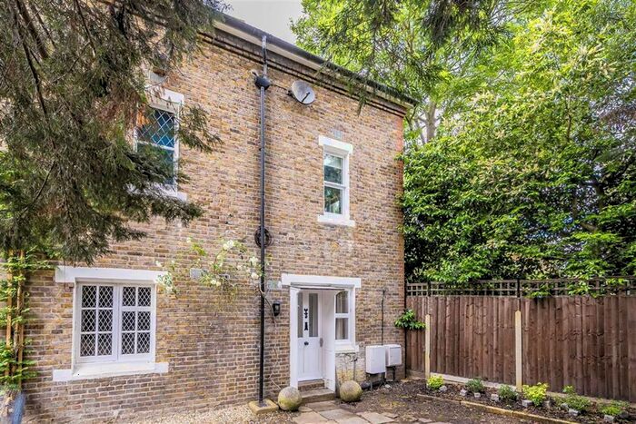 1 Bedroom Property To Rent In Manor Road, Teddington, TW11