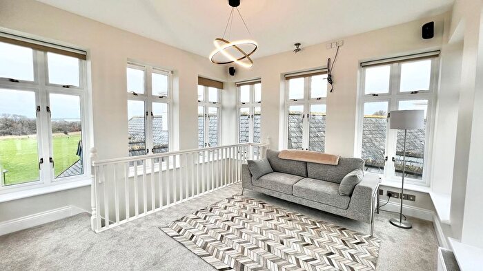 4 Bedroom Penthouse To Rent In High Street, Northampton, NN5