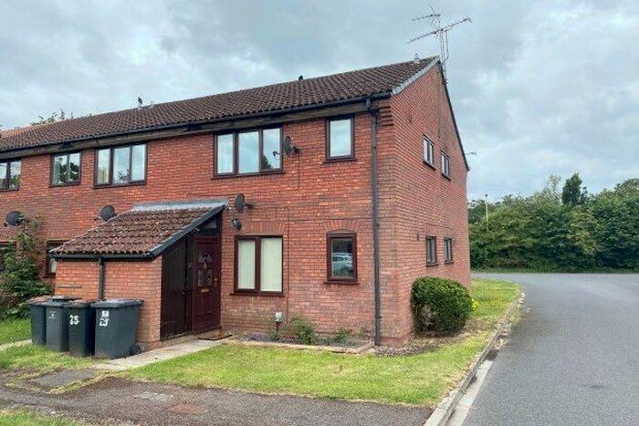 1 Bedroom Maisonette To Rent In Knatchbull Close, Romsey, SO51