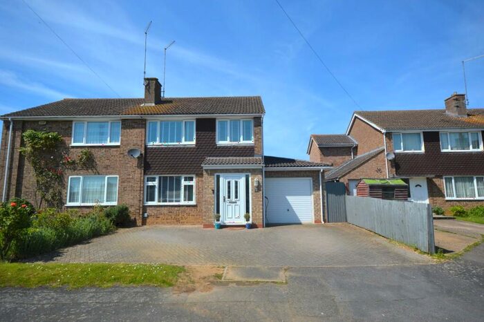 3 Bedroom Semi-Detached House For Sale In Compton Close, Earls Barton, Northampton, NN6