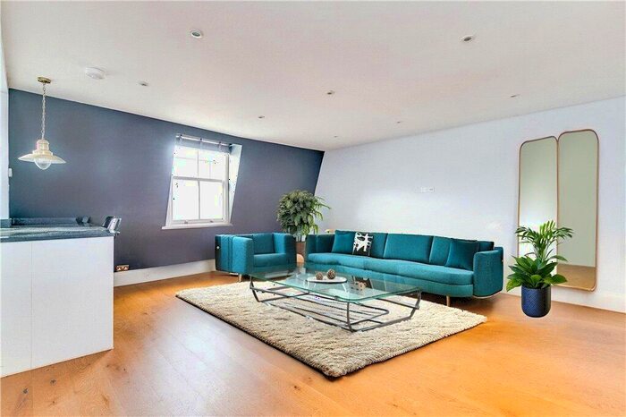 2 Bedroom Apartment To Rent In Redcliffe Gardens, Chelsea, London, SW10
