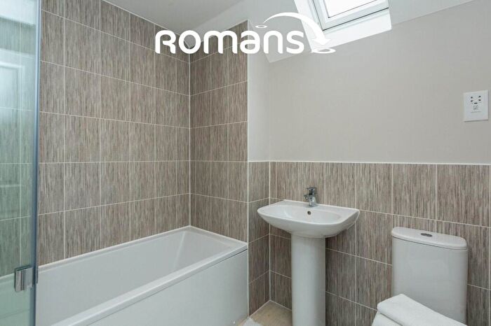 2 Bedroom Coach House For Sale In Condor Way, Basingstoke, Hampshire, RG24