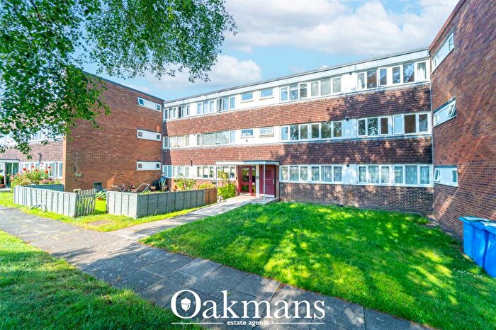 2 Bedroom Apartment For Sale In Moordown Avenue, Solihull, West Midlands, B92