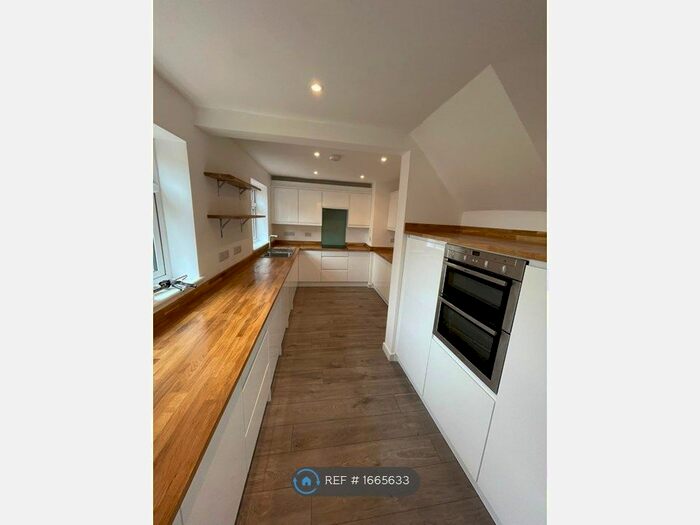 3 Bedroom Terraced House To Rent In Cromwell Road, Winchester, SO22