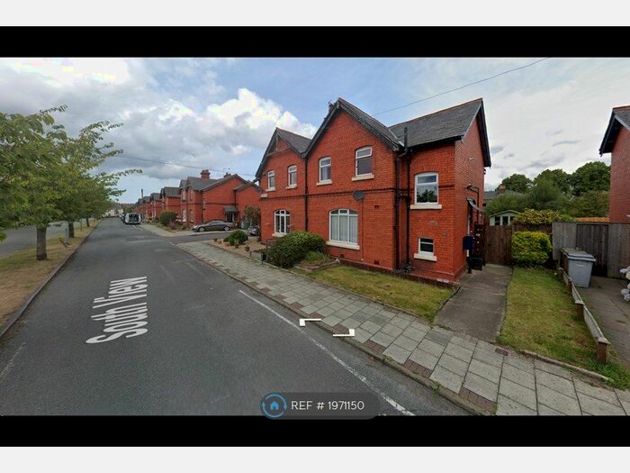 3 Bedroom Semi-Detached House To Rent In South View, Wirral, CH62