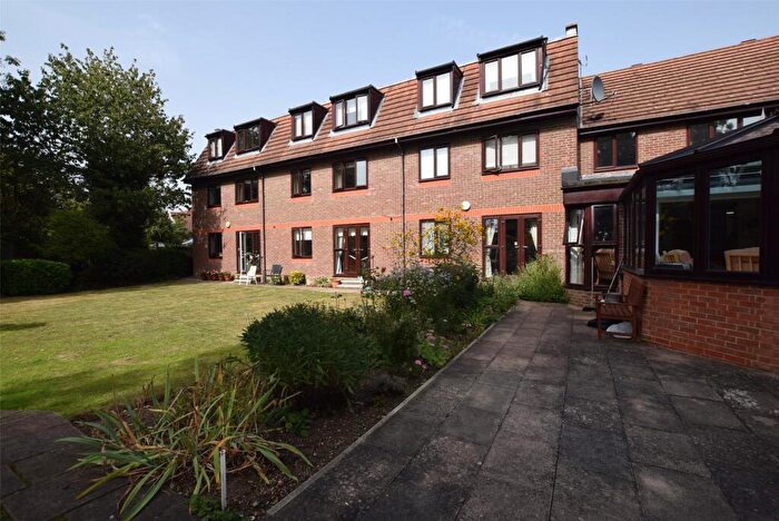 1 Bedroom Apartment For Sale In Fernleigh Court, Mawney Road, Romford, RM7