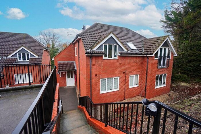 2 Bedroom Flat For Sale In Conifer Rise, High Wycombe, HP12