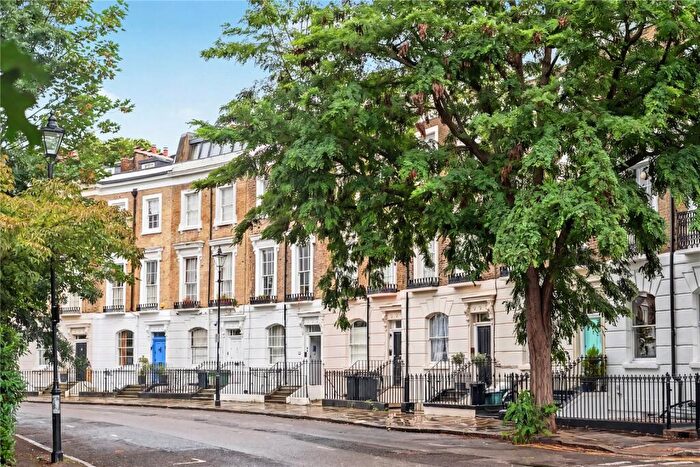 2 Bedroom Apartment For Sale In Thornhill Crescent, Barnsbury, London, N1