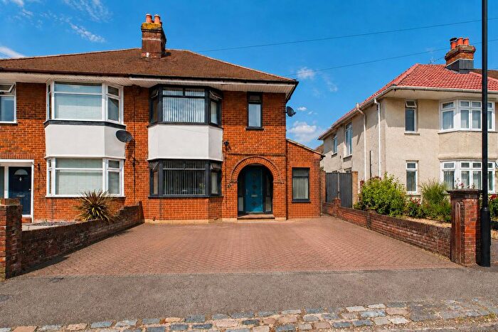 3 Bedroom Property For Sale In Creighton Road, Southampton, SO15