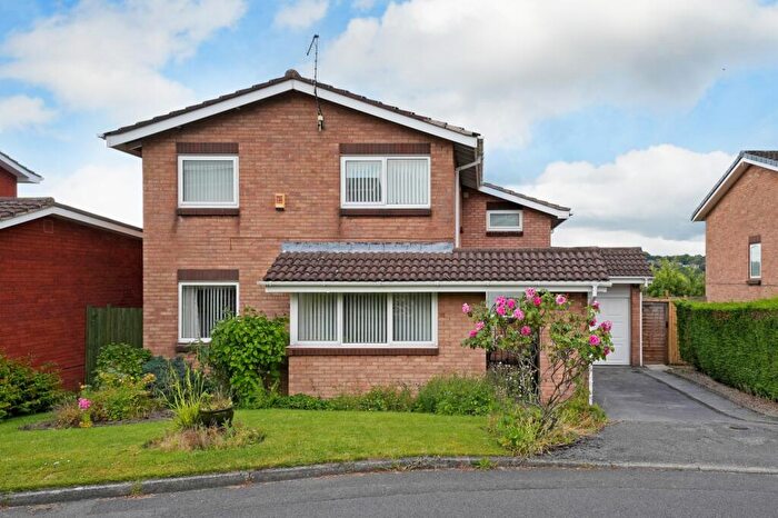 4 Bedroom Detached House For Sale In Wyvern Gardens, Dore, S17