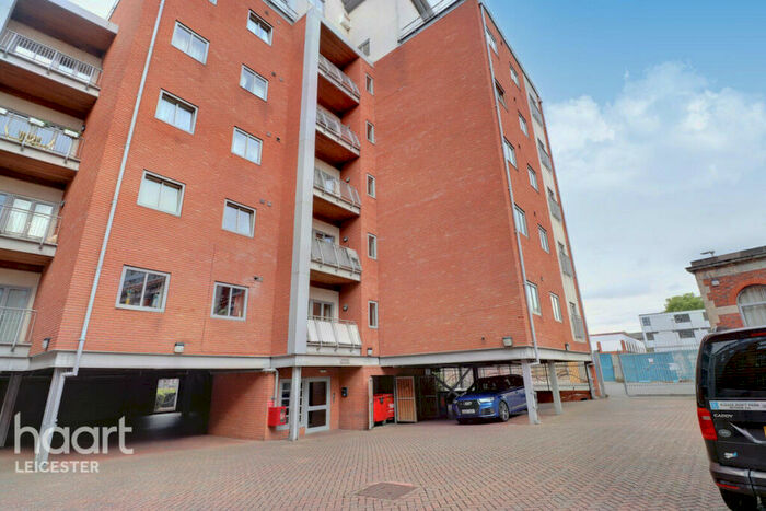 2 Bedroom Apartment For Sale In Junior Street, Leicester, LE1