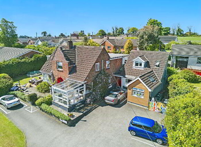 Detached House With Annexs For Sale In Fully Operational Motel With Business Operating As, Belsize Road, Lisburn, BT27
