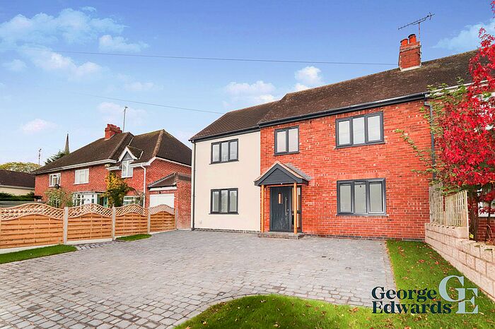 5 Bedroom Semi-Detached House For Sale In Hollybush Road, Newborough DE13