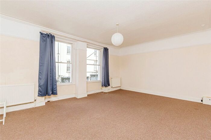 1 Bedroom Flat To Rent In The Mall, Clifton Village, Bristol, BS8