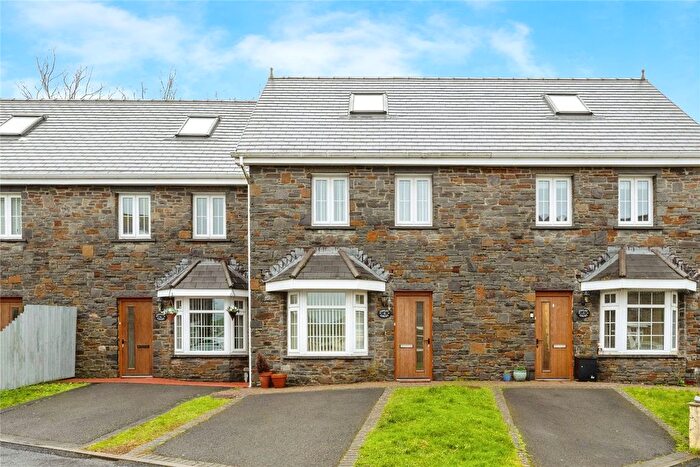 3 Bedroom Terraced House For Sale In Ashleigh Court, Crofty, Abertawe, Ashley Court, SA4