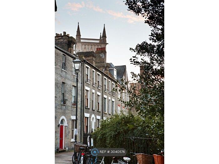 2 Bedroom Maisonette To Rent In Portugal Place, Cambridge, CB5