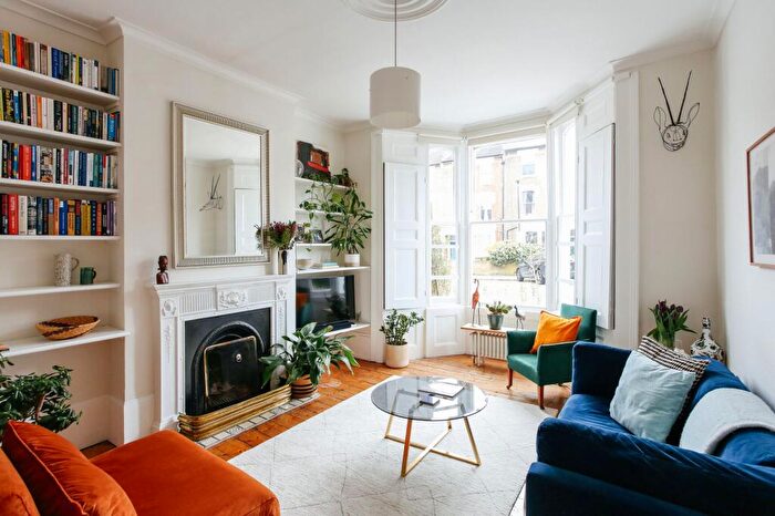 1 Bedroom Flat For Sale In Stradbroke Road, London, N5