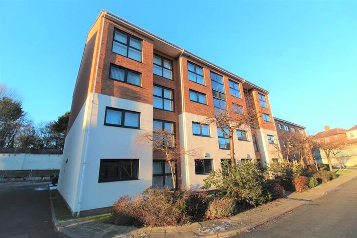 2 Bedroom Flat To Rent In Lowbridge Court, Garston, Liverpool, L19