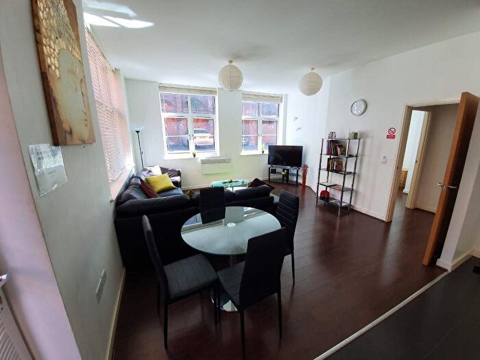 2 Bedroom Apartment To Rent In Warstone Lane, Jewellery Quarter, Birmingham, B18