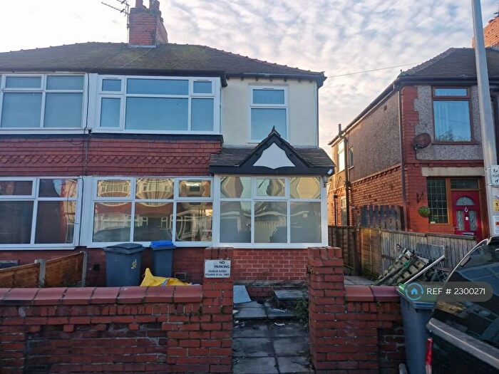 3 Bedroom Semi-Detached House To Rent In Washington Avenue, Blackpool, FY2