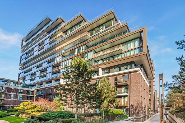 4 Bedroom Flat To Rent In Merino Gardens, Wapping, E1W